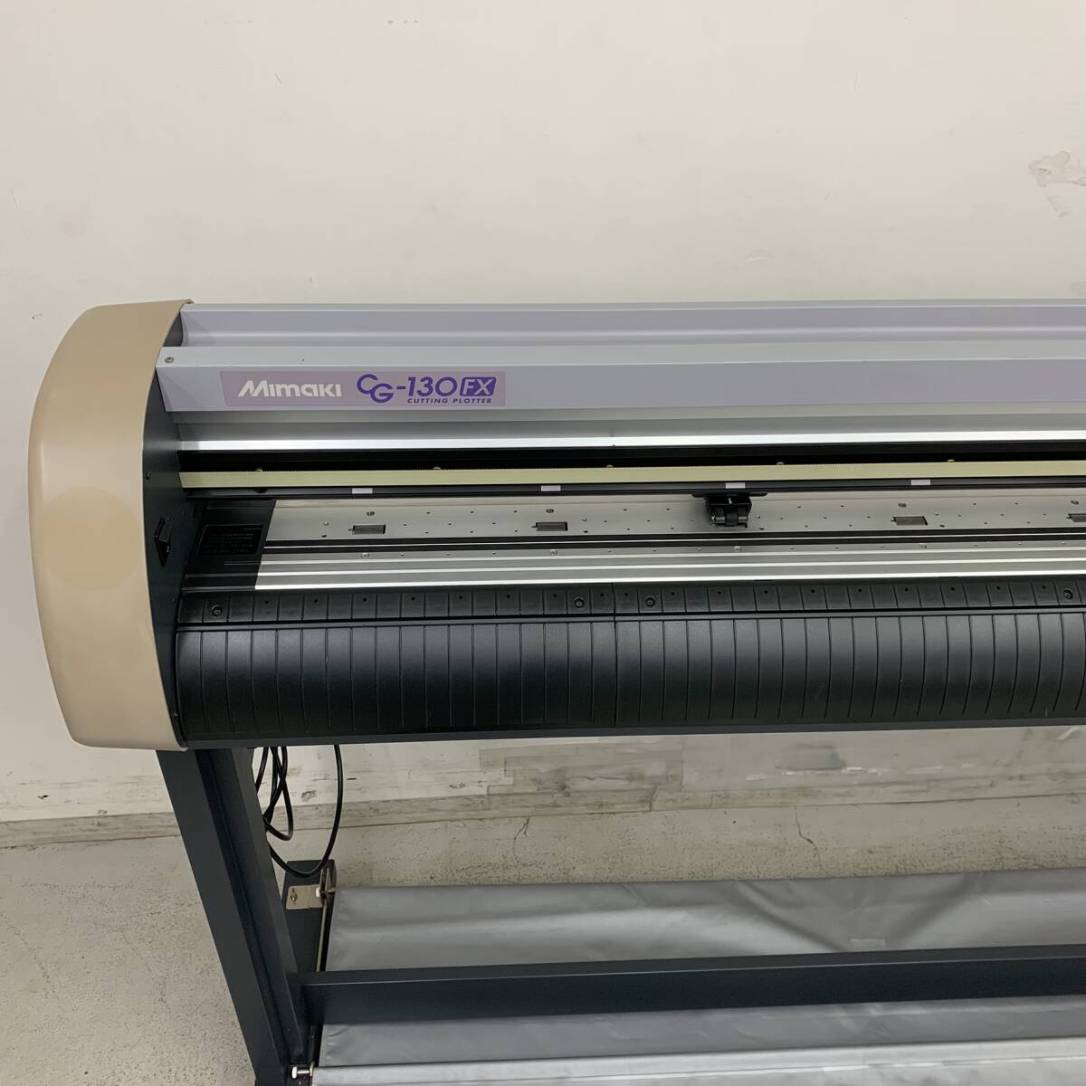 Mimaki CG-130FX Roll Cutting Plotter 100V Width 182.5cm (for parts or not working) [1199015024]