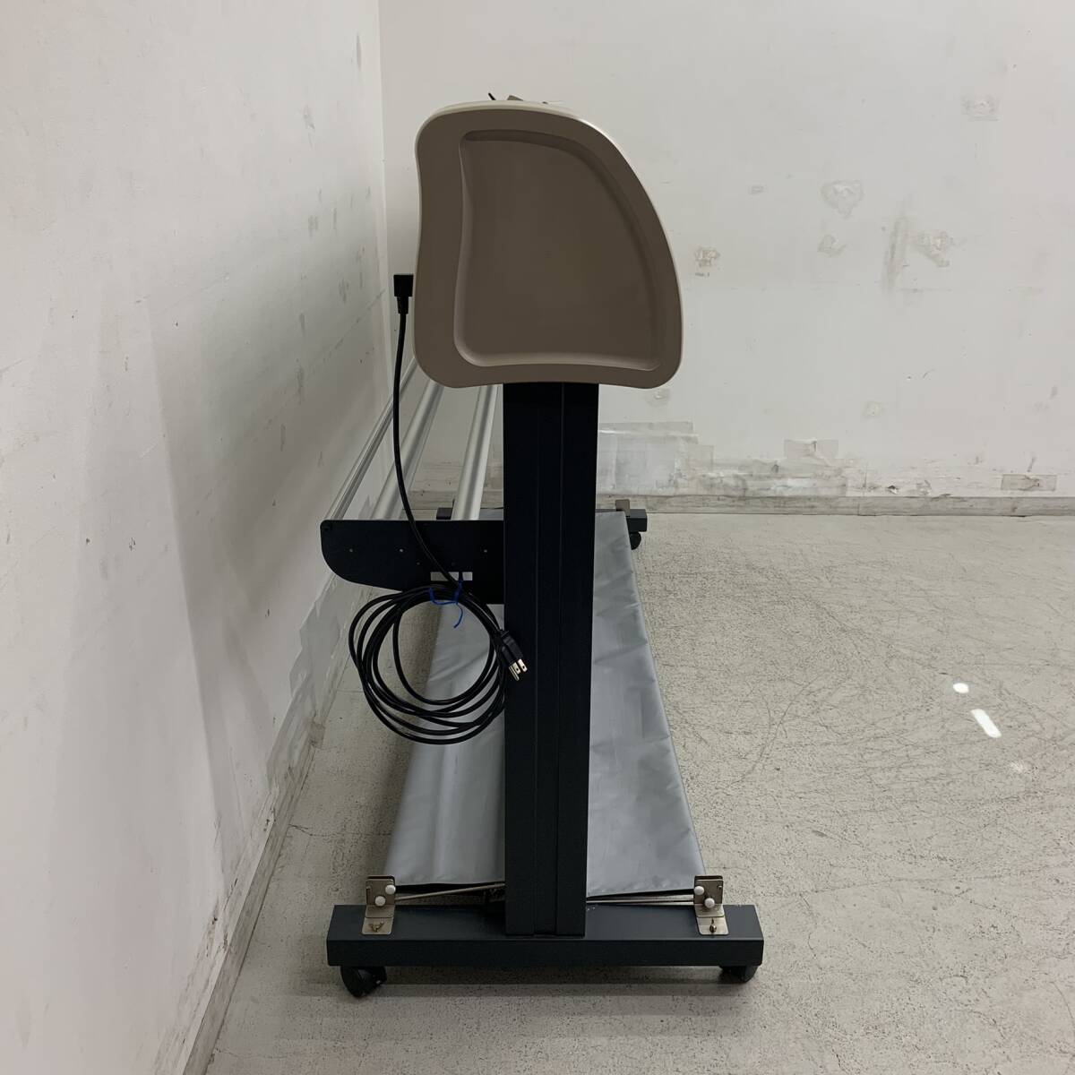 Mimaki CG-130FX Roll Cutting Plotter 100V Width 182.5cm (for parts or not working) [1199015024]