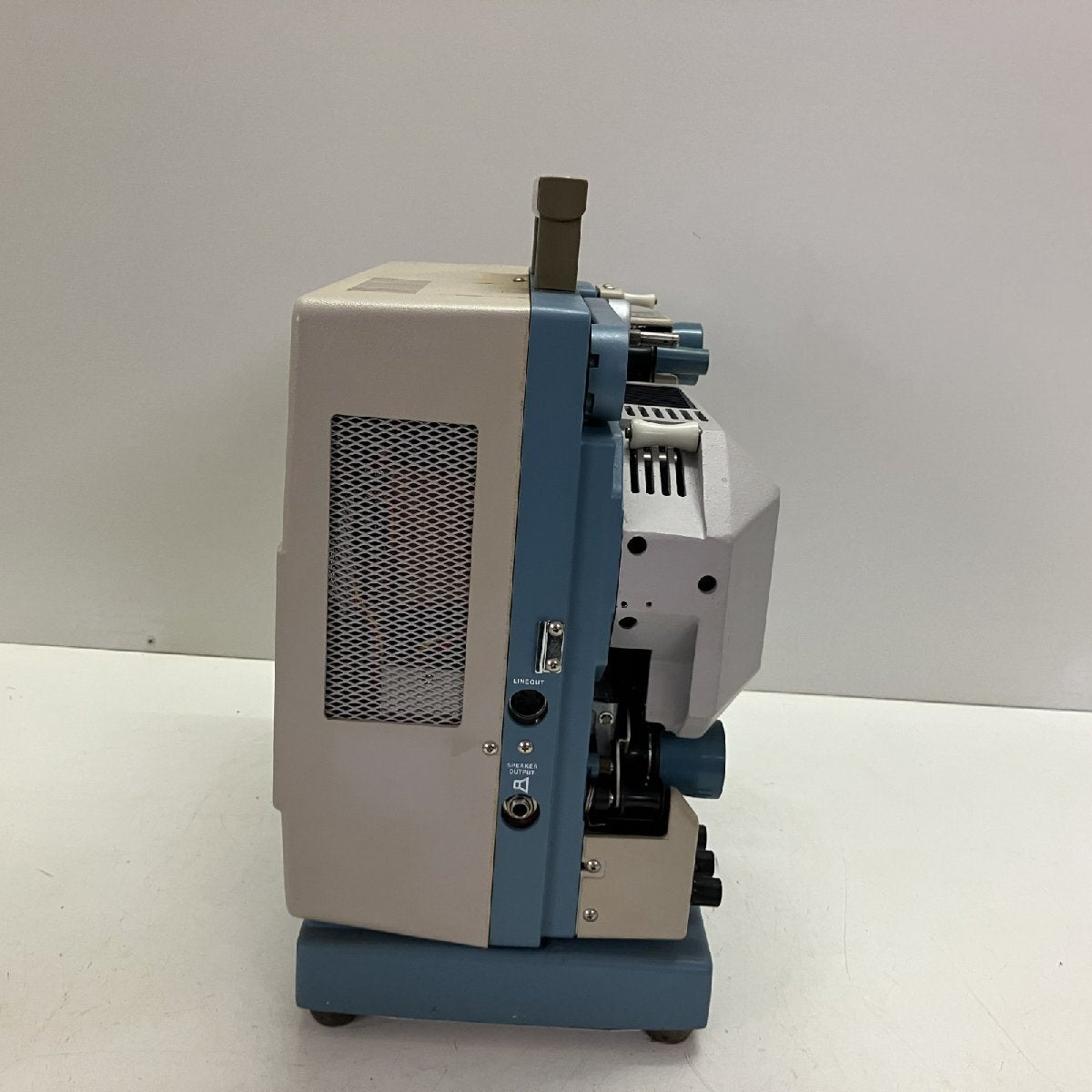 Yokogawa Xenon 16mm Projector [n1199046746]