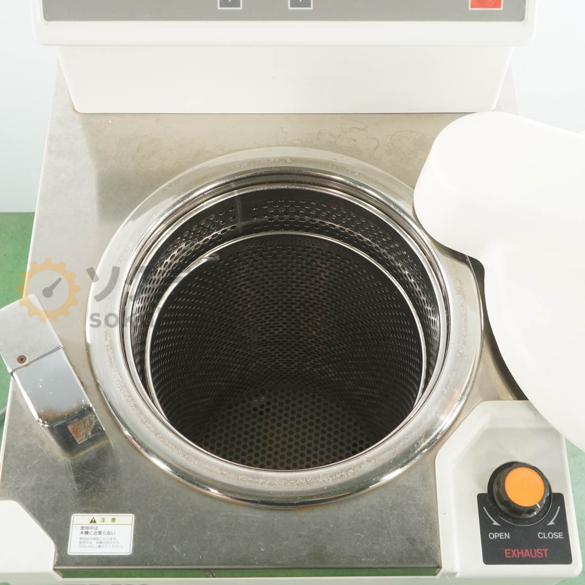TOMY LBS-245 High-Pressure Steam Sterilizer Autoclave for Lab [u1199444307]