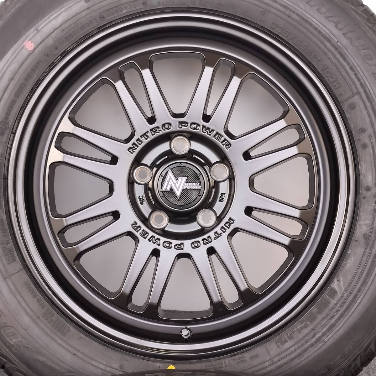 Nitro Power M16 Assault 17x7.0J+42 5H114.3 DUNLOP GRANDTREK PT2 225/65R17 RAV4 CX-5 CX-8 Outlander Delica D:5 [q1199934951]