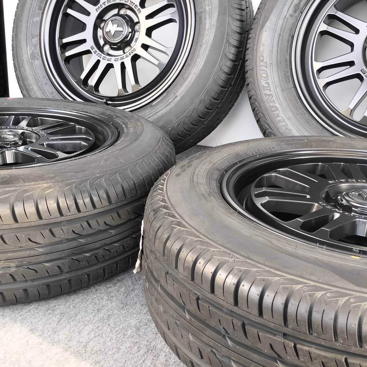 Nitro Power M16 Assault 17x7.0J+42 5H114.3 DUNLOP GRANDTREK PT2 225/65R17 RAV4 CX-5 CX-8 Outlander Delica D:5 [q1199934951]