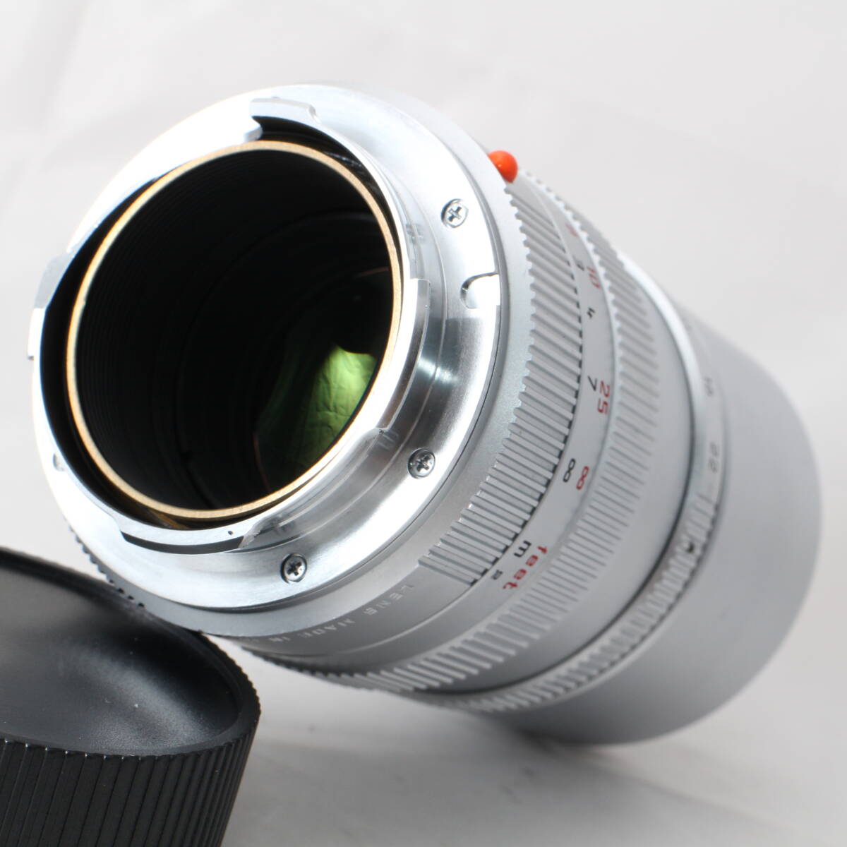 ☆Good product☆ Leica Elmarit-M 90mm F2.8 Silver Chrome (hood included) Late Leica Elmarit M Silver #4092 [m1200707268]