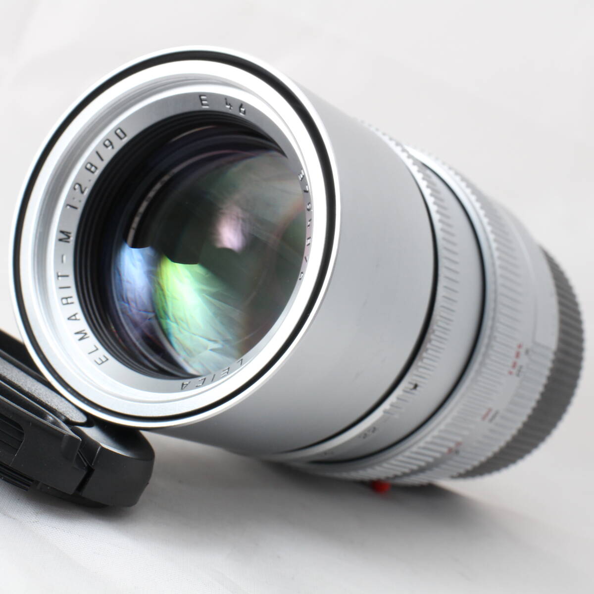 ☆Good product☆ Leica Elmarit-M 90mm F2.8 Silver Chrome (hood included) Late Leica Elmarit M Silver #4092 [m1200707268]