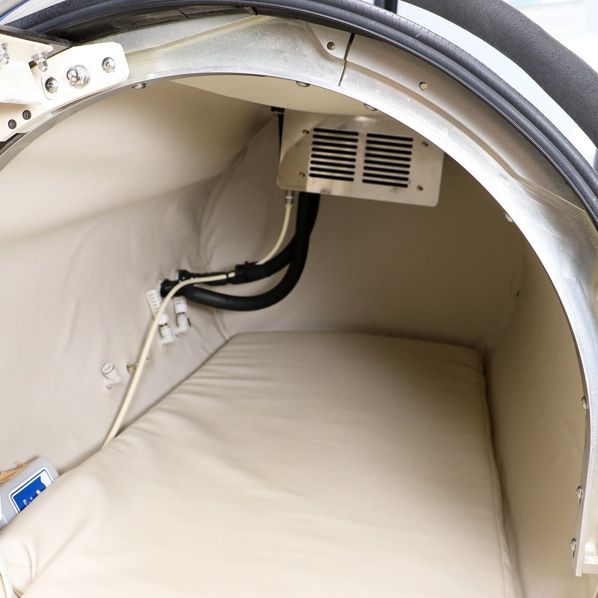 Japan Light Service HBA Space 75H Hyperbaric Oxygen Capsule Hard Type [c1201633867]