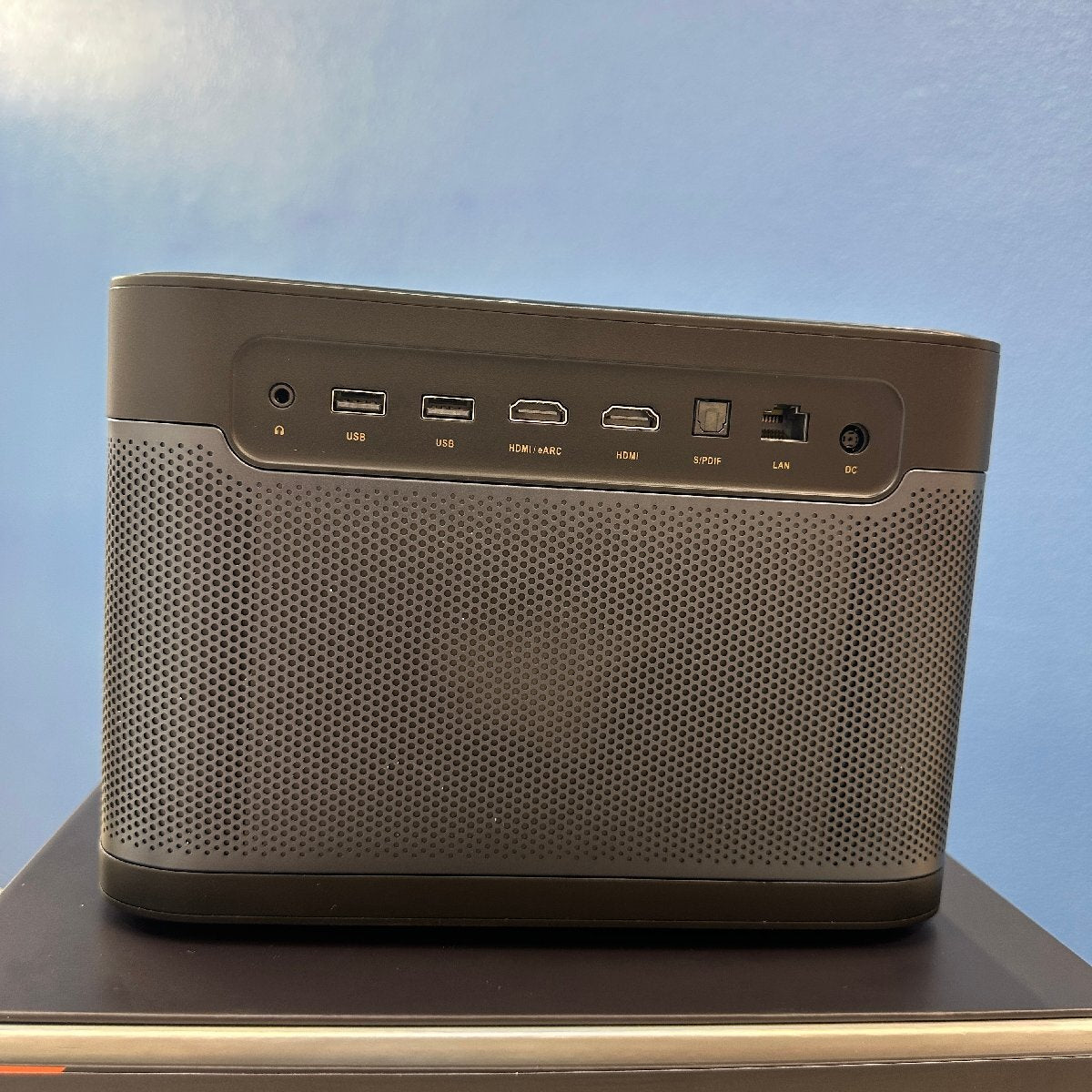 Dangbei DBX3 Pro 4K Projector 3D Compatible Dolby Audio Bluetooth Dual Speakers [q1201998068]