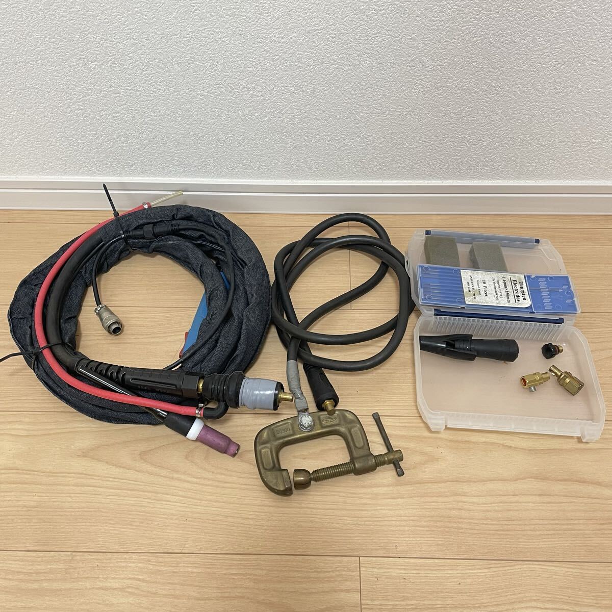 DAIHEN VRTPM-200 TIG Welding Power Supply [f1202914523]