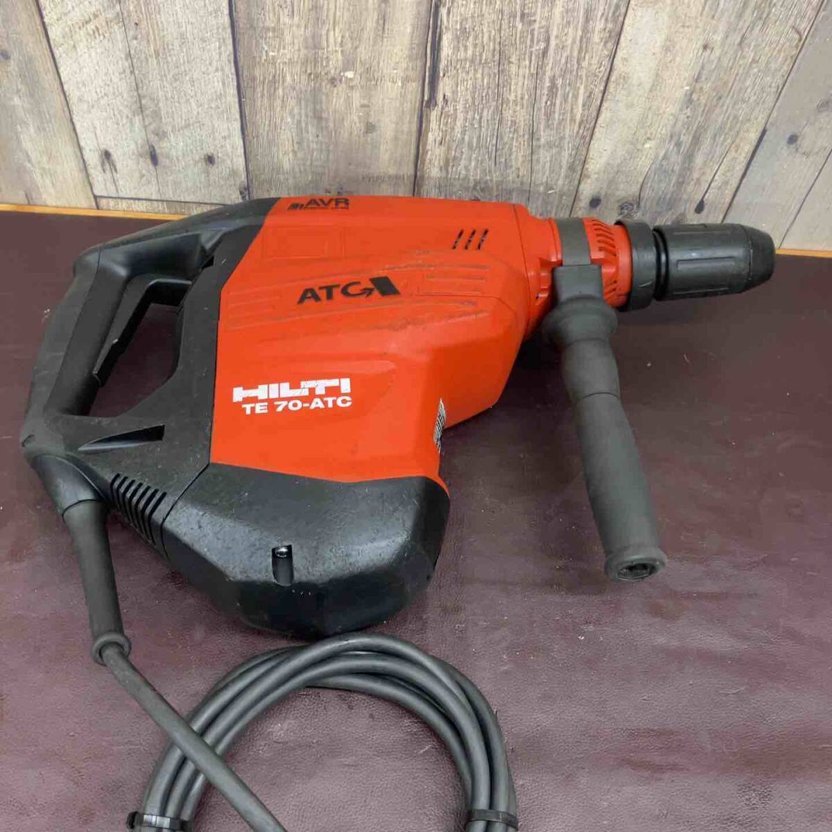 Hilti TE70-ATC/AVR Rotary Hammer Drill with TEDRS-Y Attachment and 3 Bits [f1204419722]