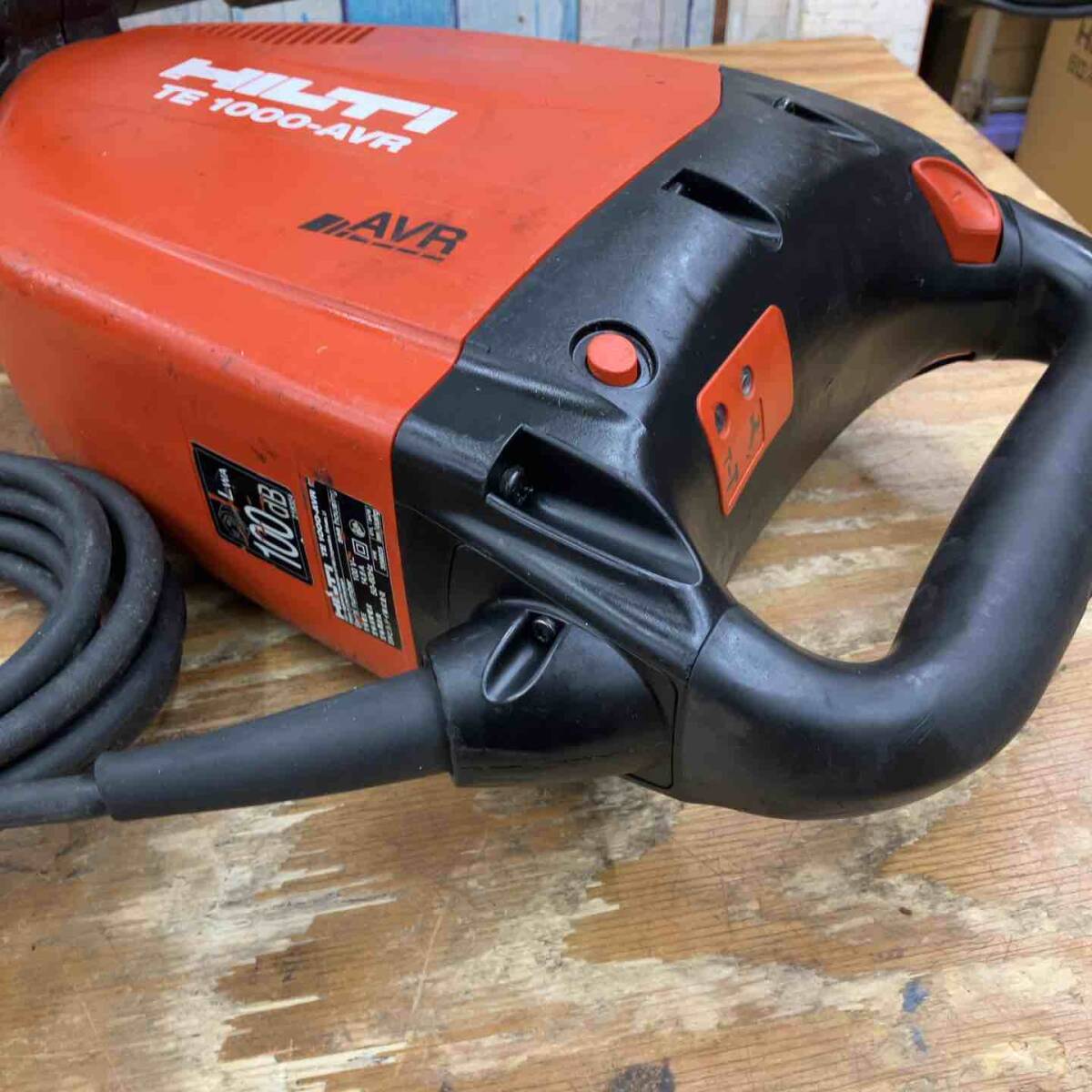 Hilti TE1000-AVR Chiseling Machine [r1205197116]