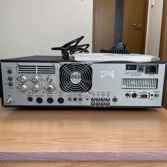 Yaesu FTDX5000MP Limited Transceiver [v1207448167]