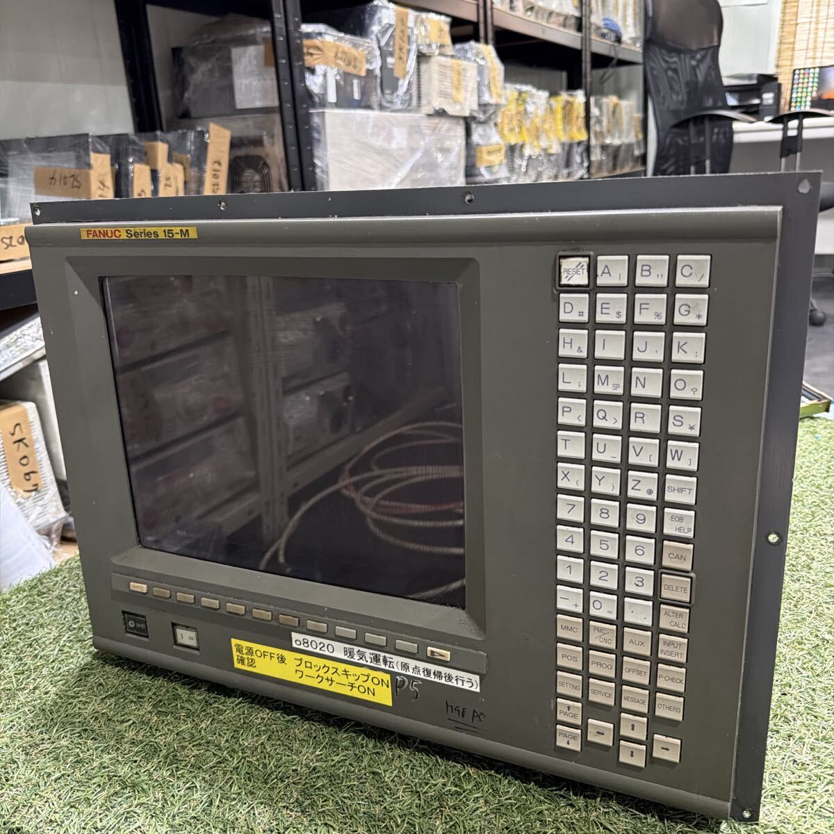 FANUC A02B-0163-C322 Controller with CRT/MDI Unit and LCD Unit D12CM-01B [v1207544313]