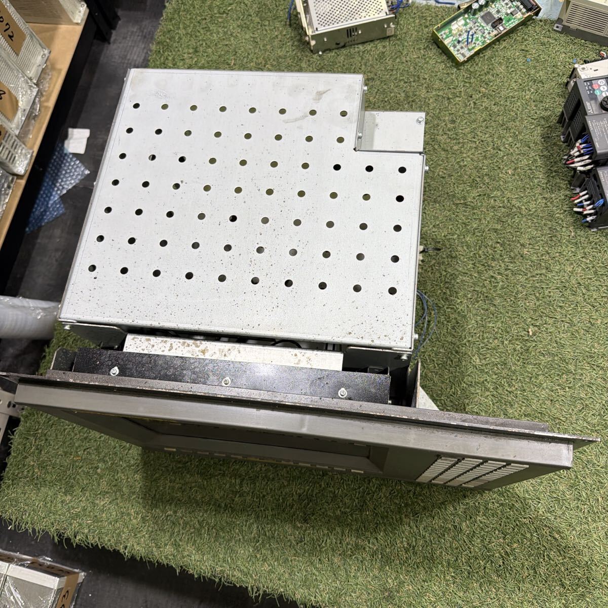 FANUC A02B-0163-C322 Controller with CRT/MDI Unit and LCD Unit D12CM-01B [v1207544313]