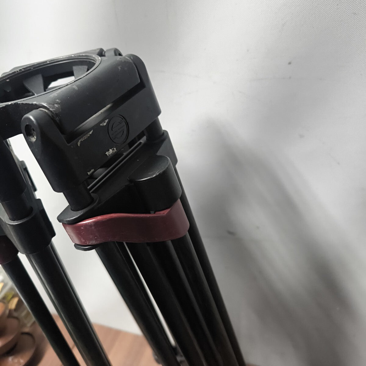 Sachtler Carbon Fiber Tripod 100mm with Mid-Level Spreader Set [q1208826758]