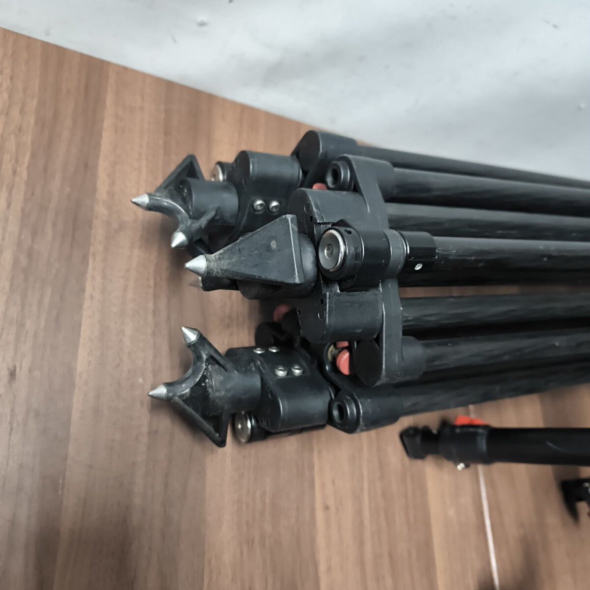 Sachtler Carbon Fiber Tripod 100mm with Mid-Level Spreader Set [q1208826758]