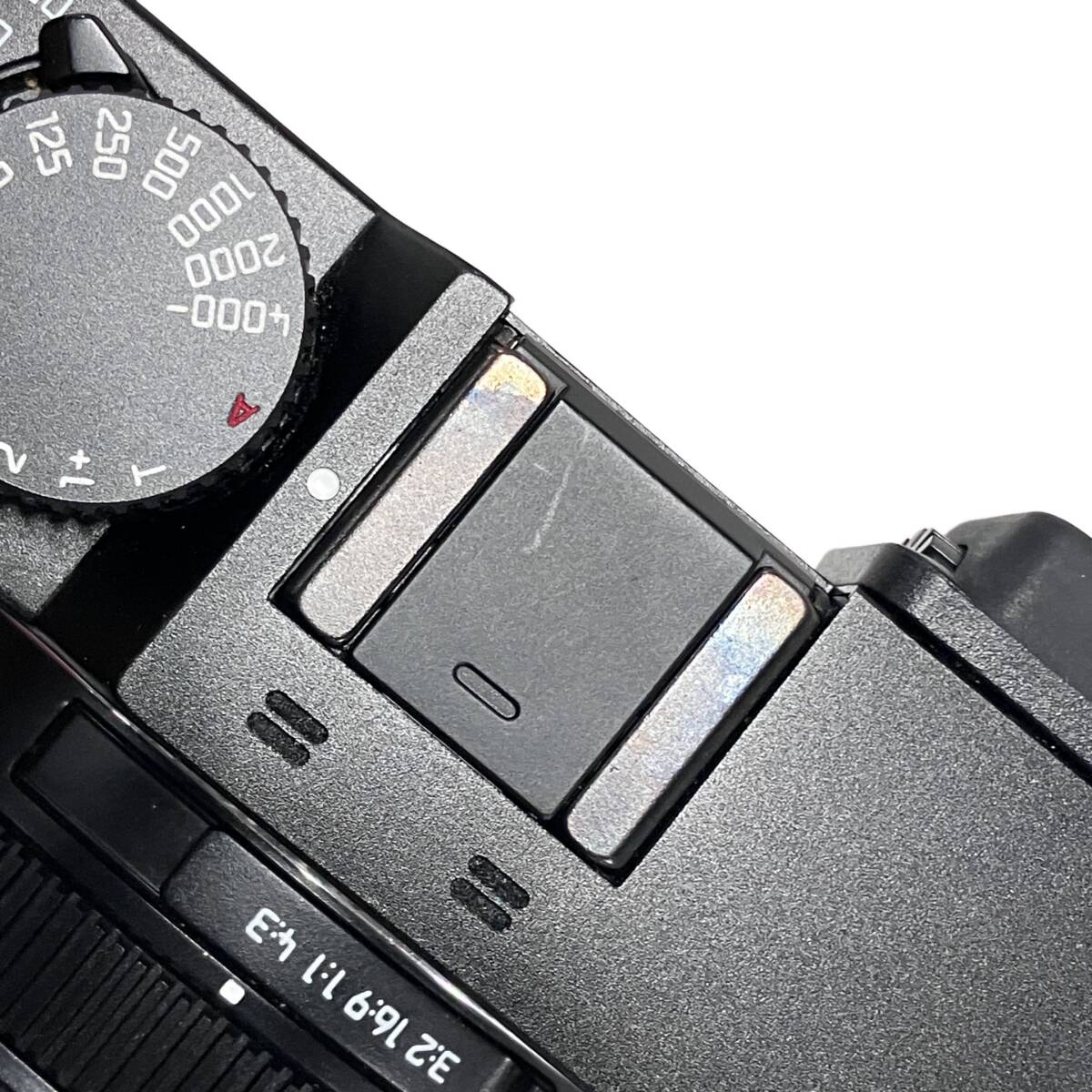 LEICA D-LUX Typ109 Compact Digital Camera [n1208921076]