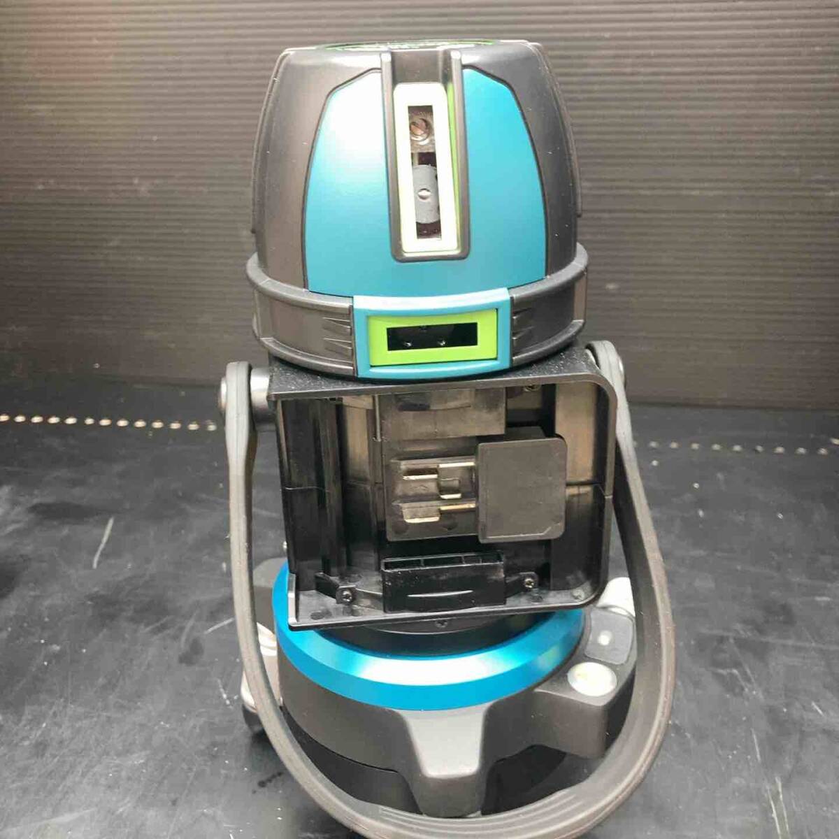 Makita SK507GDZN Laser Marker 10.8V 4.0Ah Battery Charger Set [1208983488]