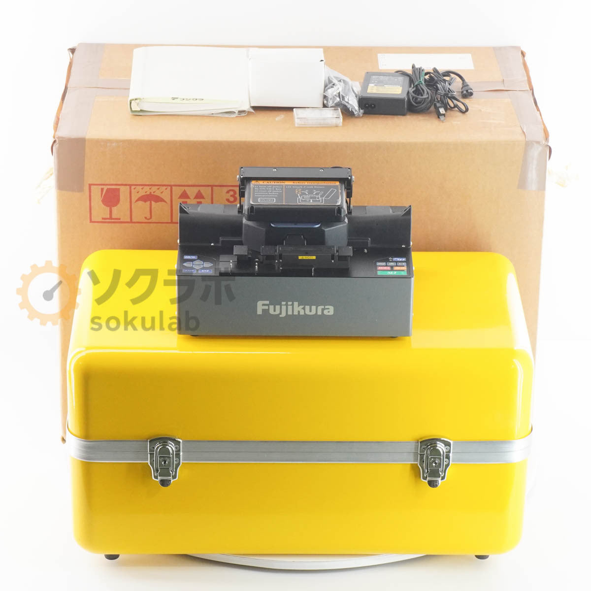Fujikura FSM-40PM Optical Fiber Fusion Splicer Low Polarization High Intensity [r1209324525]