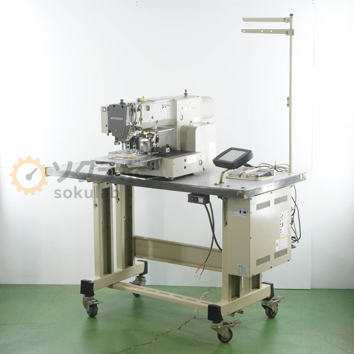 Mitsubishi PLK-G1010 Commercial Sewing Machine Three-Phase 200V JUKI 07580-0002 [s1210079830]