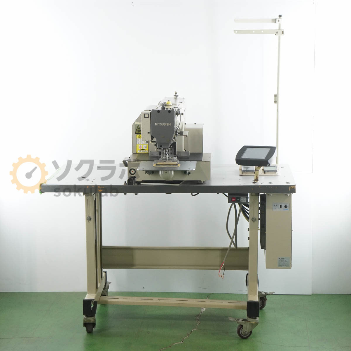 Mitsubishi PLK-G1010 Commercial Sewing Machine Three-Phase 200V JUKI 07580-0002 [s1210079830]