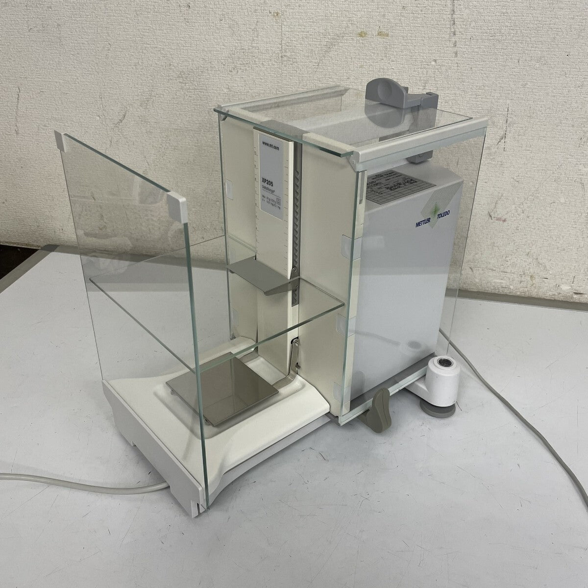 METTLER TOLEDO XP205DR Electronic Balance [q1211124515]