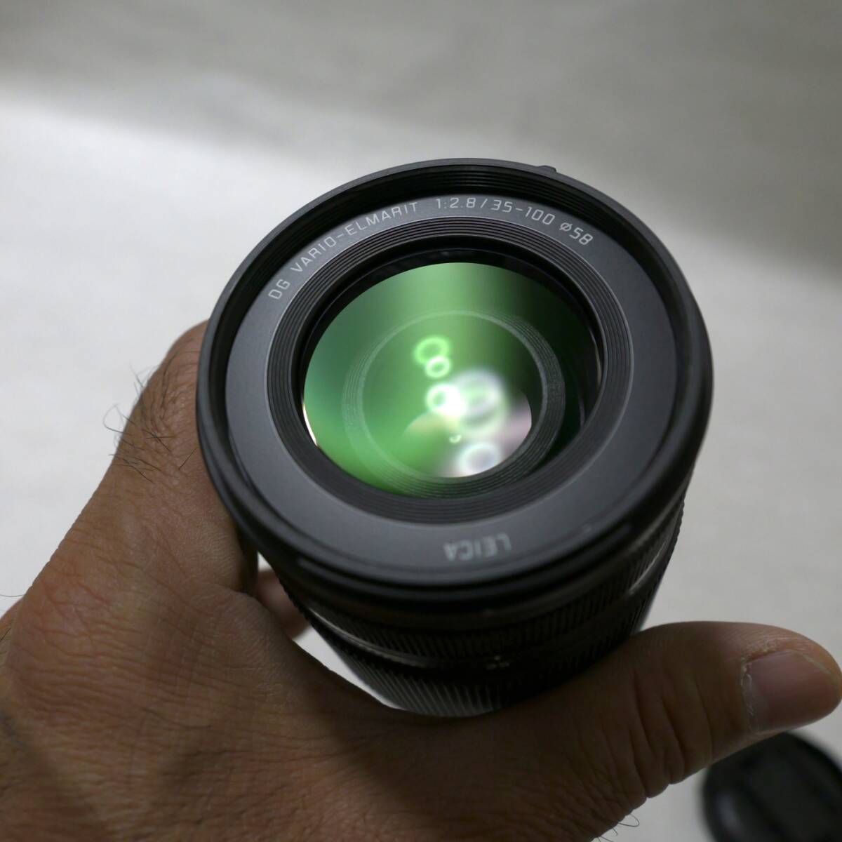 Panasonic LEICA DG VARIO-ELMARIT 35-100mm F2.8 POWER O.I.S. [p1211912636]