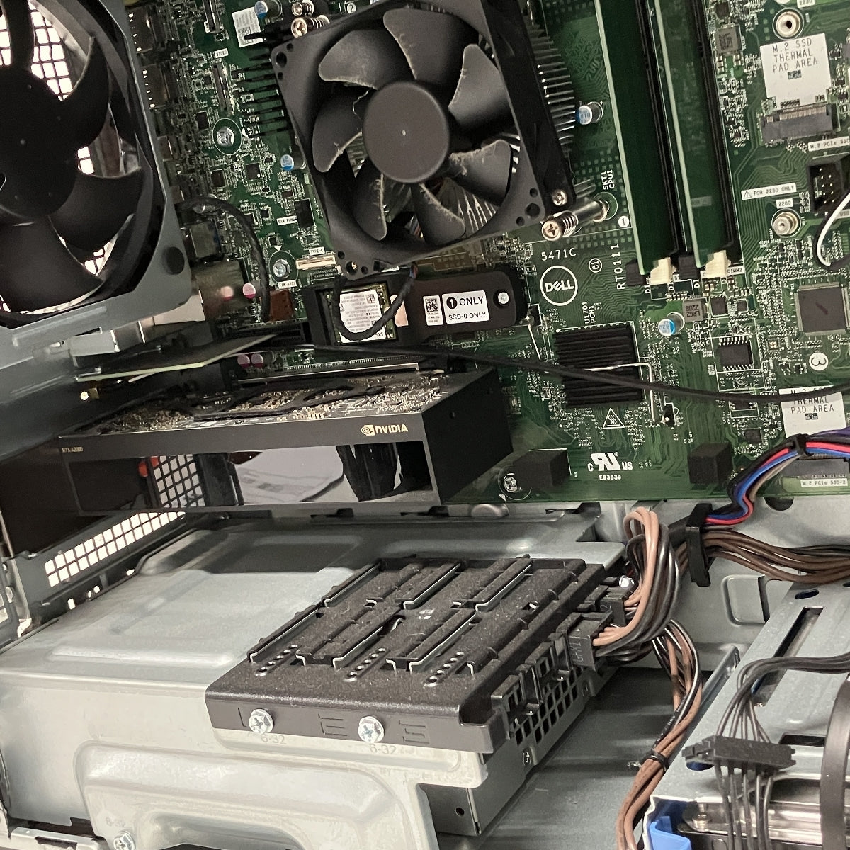 Dell Precision 3660 Desktop PC i9-12900 32GB SSD 256GB HDD 1TB NVIDIA RTX A2000 Windows 11 [s1212153024]