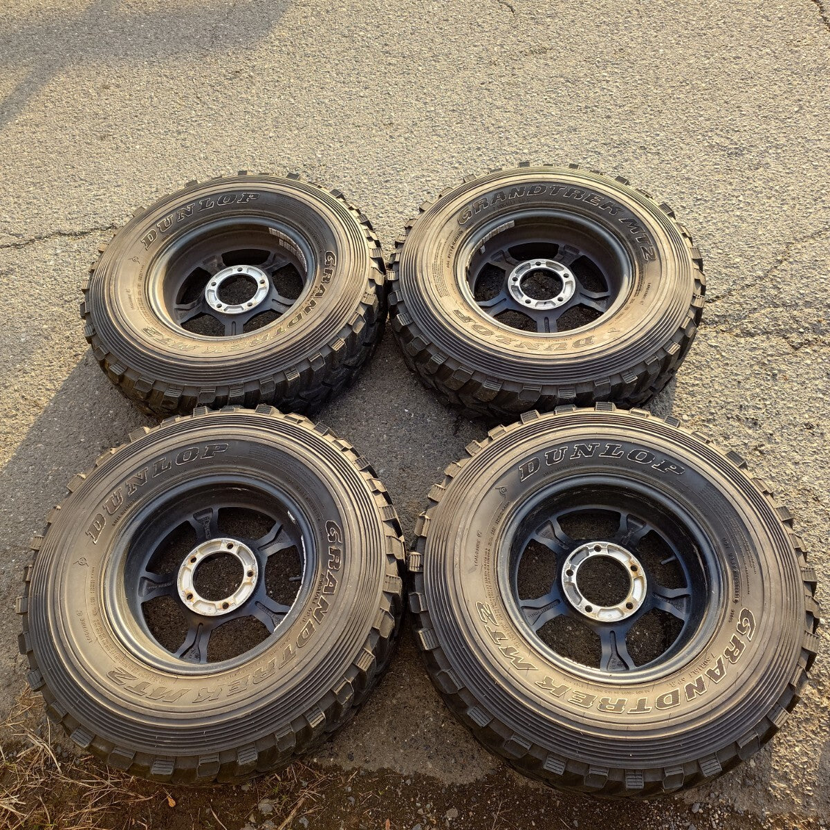 Collection limited set of 4 GRANDTREK MT2 7.50R16 J-TRAD 5.5J -25 JIMNY JB64 JB74 JB23 JA11 Jimny Tire Wheel Lift Up Cross Country [s1212182317]