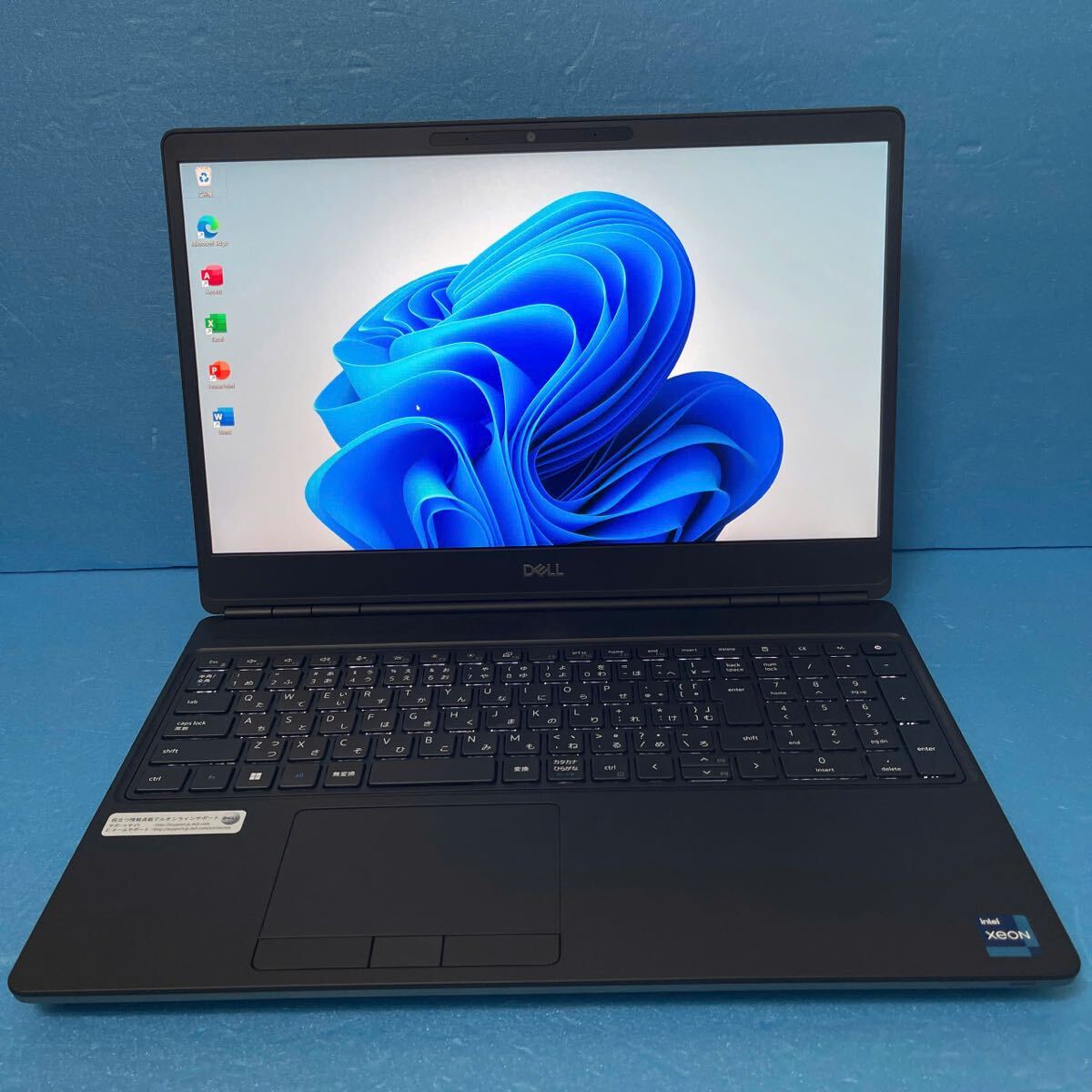 Dell Precision 7560 | Xeon W-11855M | Laptop with 32GB RAM, 512GB SSD, NVIDIA Quadro T1200, Windows 11 Pro [t1212226669]