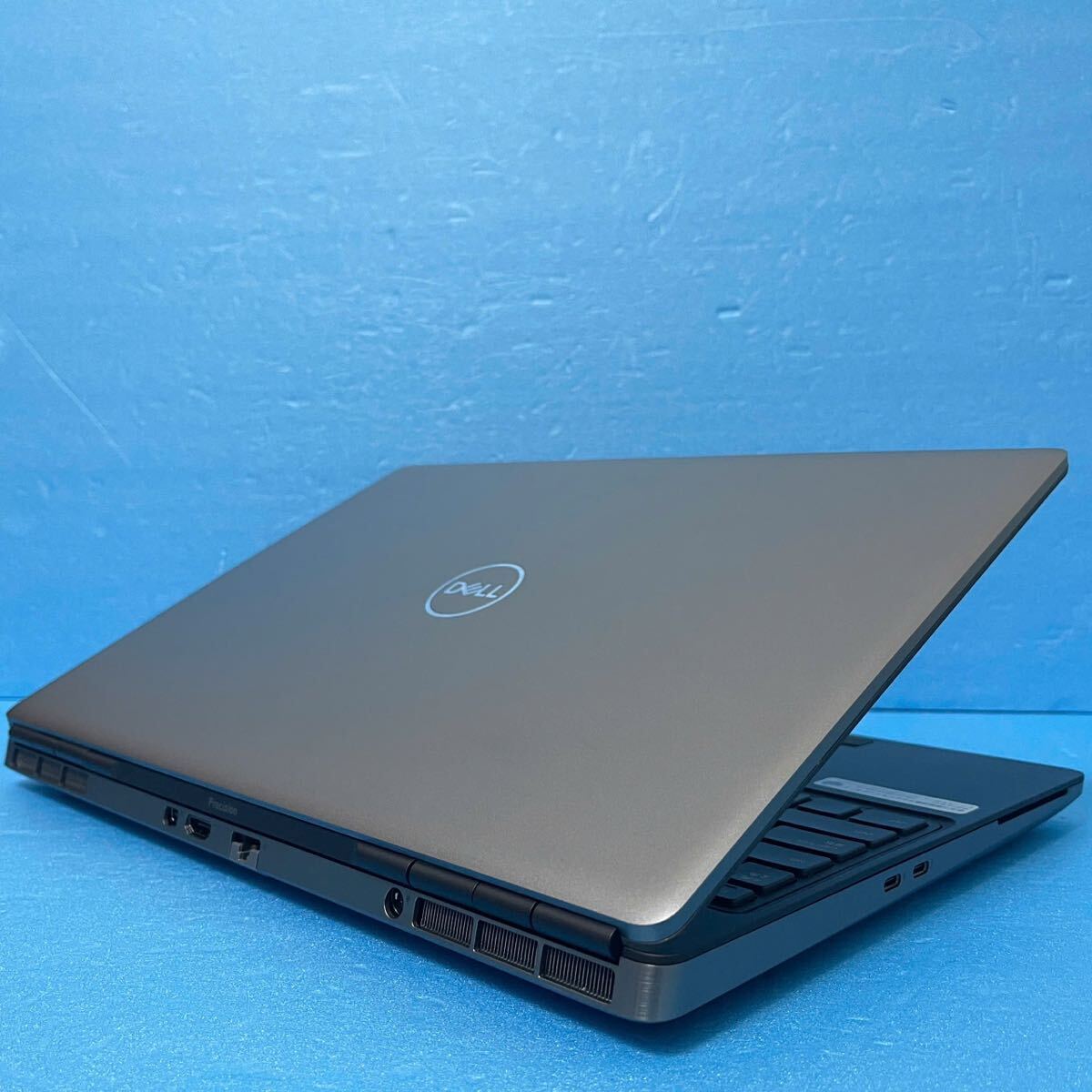 Dell Precision 7560 | Xeon W-11855M | Laptop with 32GB RAM, 512GB SSD, NVIDIA Quadro T1200, Windows 11 Pro [t1212226669]