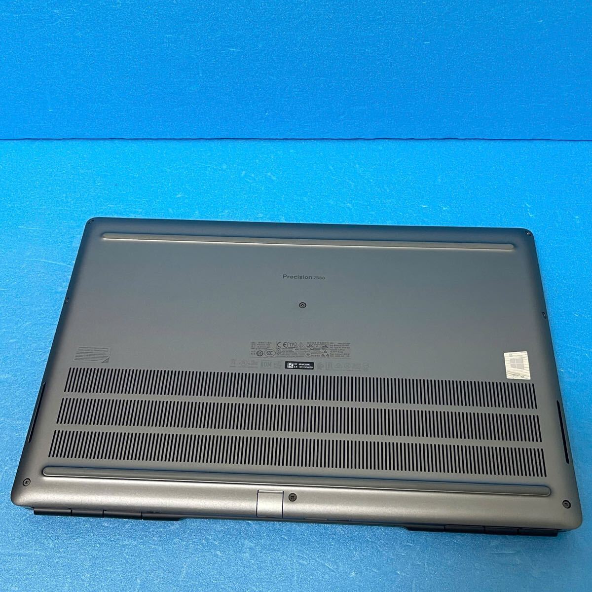 Dell Precision 7560 | Xeon W-11855M | Laptop with 32GB RAM, 512GB SSD, NVIDIA Quadro T1200, Windows 11 Pro [t1212226669]