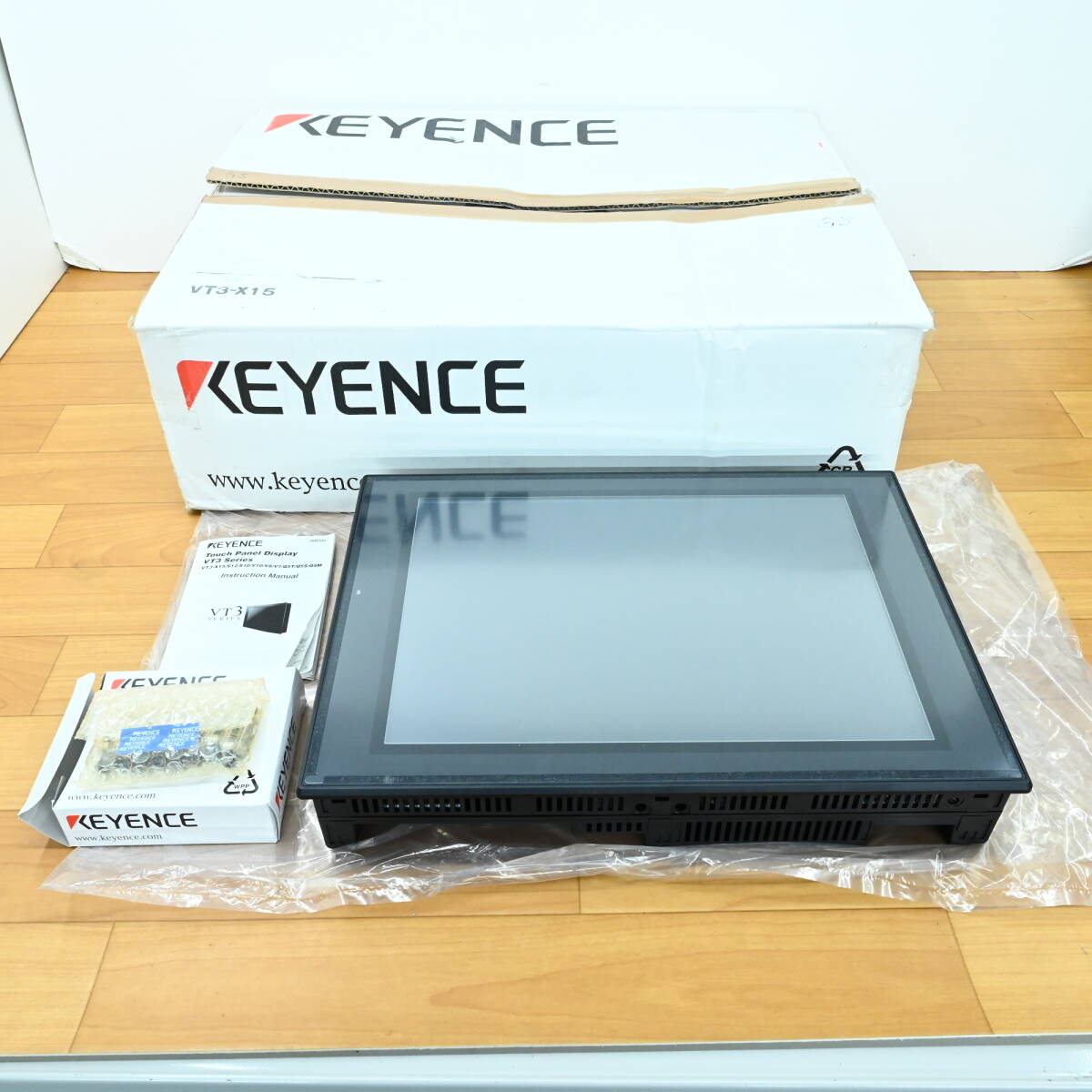 Keyence VT3-X15 Equipment [s1212319956]