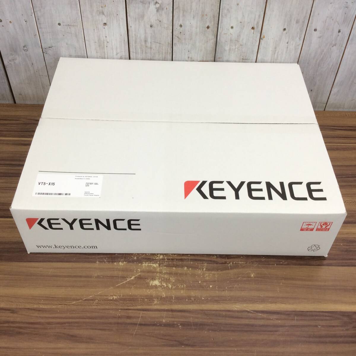 KEYENCE VT5-X15 15-inch TFT Color Touch Panel Display [j1212753526]