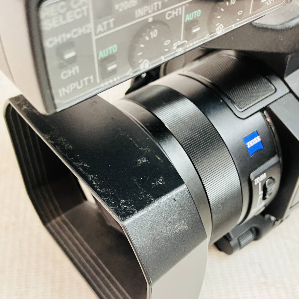 SONY PXW-X70 Professional Video Camera with Case [p1213808548]