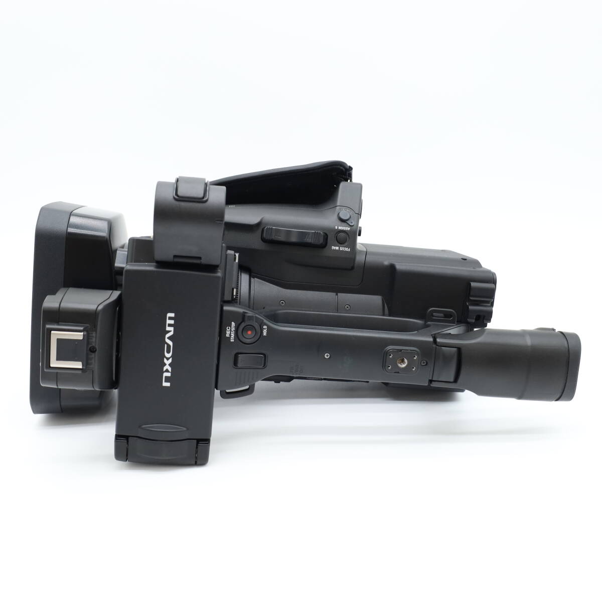 Sony HXR-NX5R Professional Video Camera with Accessories [r1213913046]