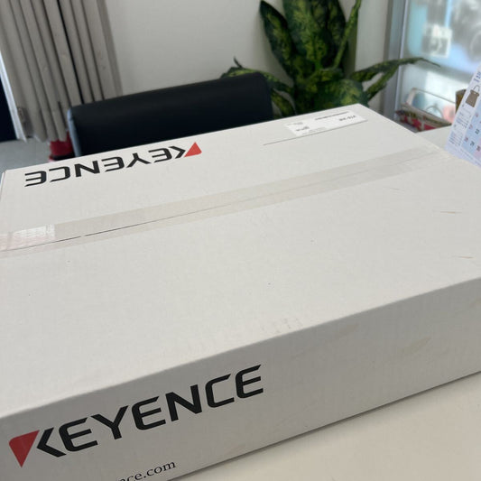 KEYENCE VT5-X15 Touch Panel Display [l1213921690]