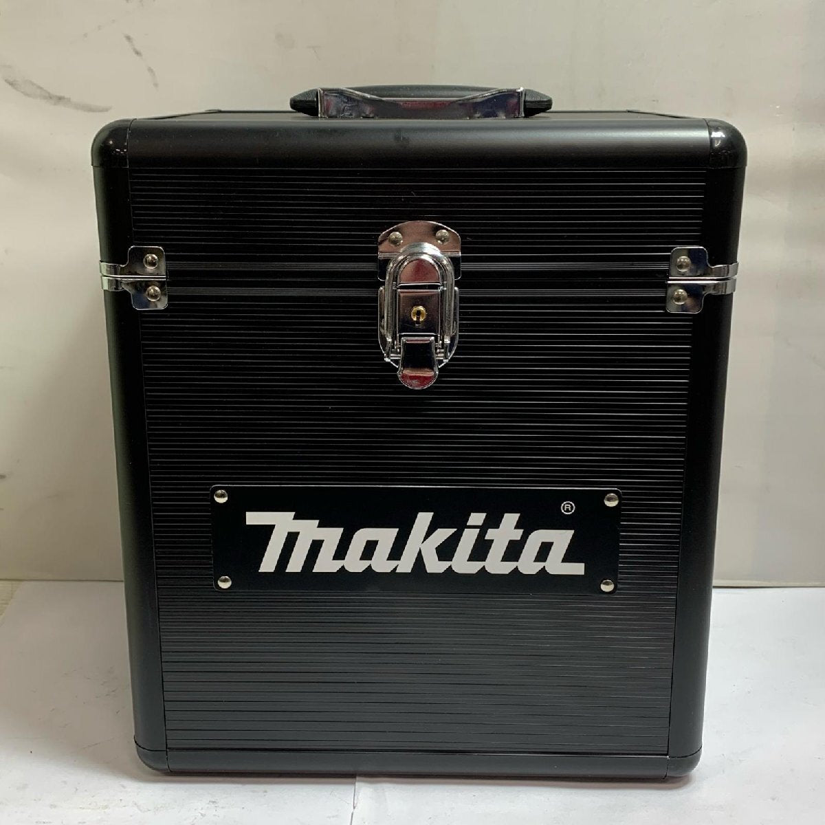 Makita SK507GDN Full Line Laser Level with Receiver [f1213992938]