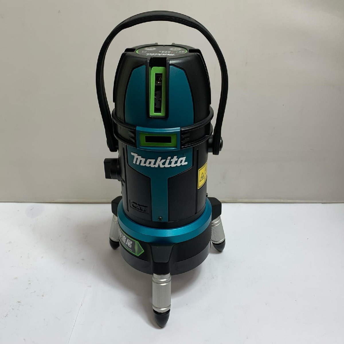 Makita SK507GDN Full Line Laser Level with Receiver [f1213992938]
