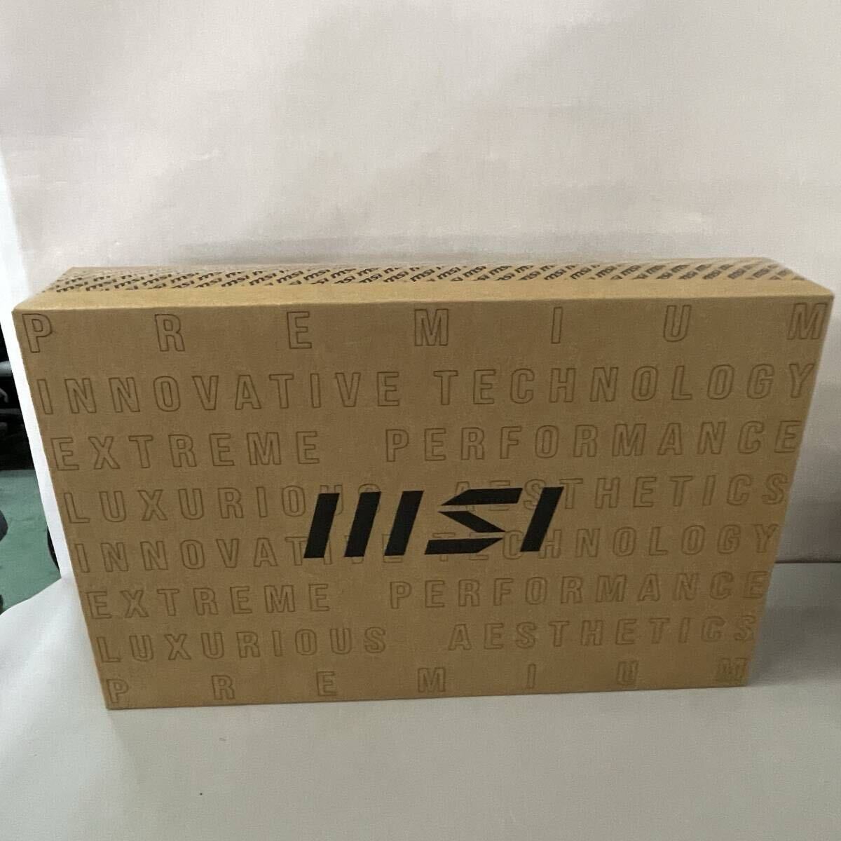 MSI CreatorPro M16 HX Core i7-14650HX NVIDIA RTX 1000 32GB SSD 512GB [x1214033890]