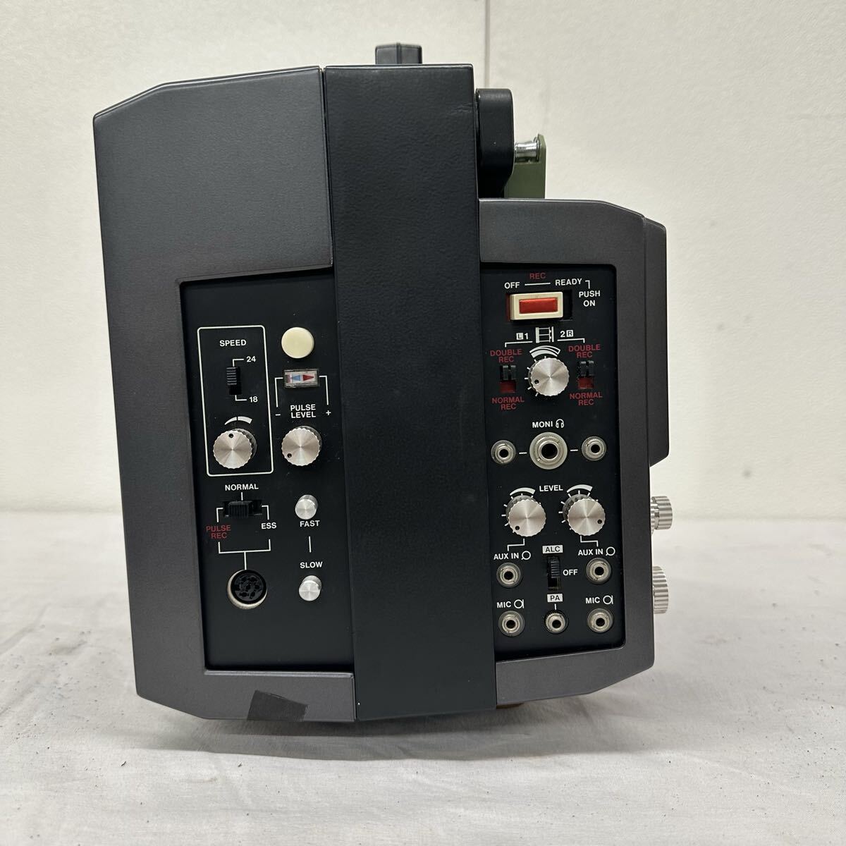 Elmo GS1200 Movie Projector Super 8 8mm Film Projector Stereo Retro Vintage Made in Japan [e1214142403]