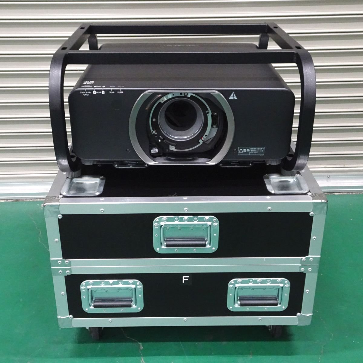 Panasonic PT-DW8300 9600lm 3-chip DLP Projector [v1215376663]