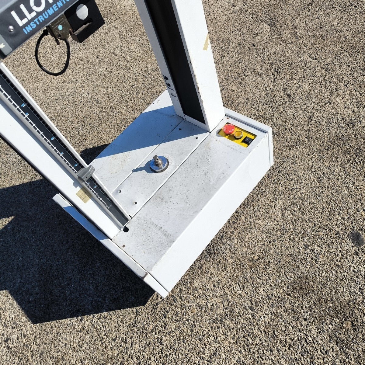 LLOYD LR10K Desktop Material Testing Machine [v1215450195]