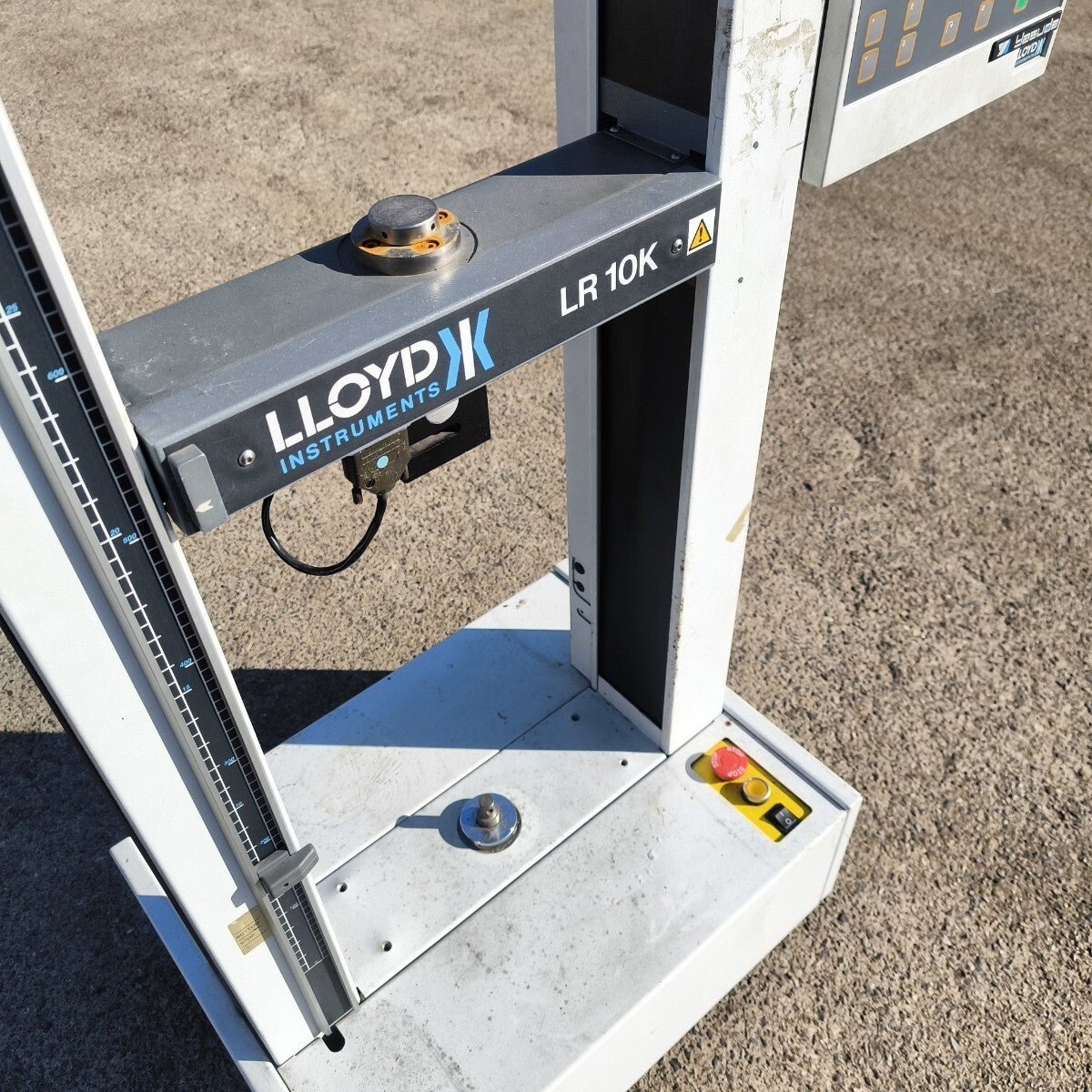 LLOYD LR10K Desktop Material Testing Machine [v1215450195]