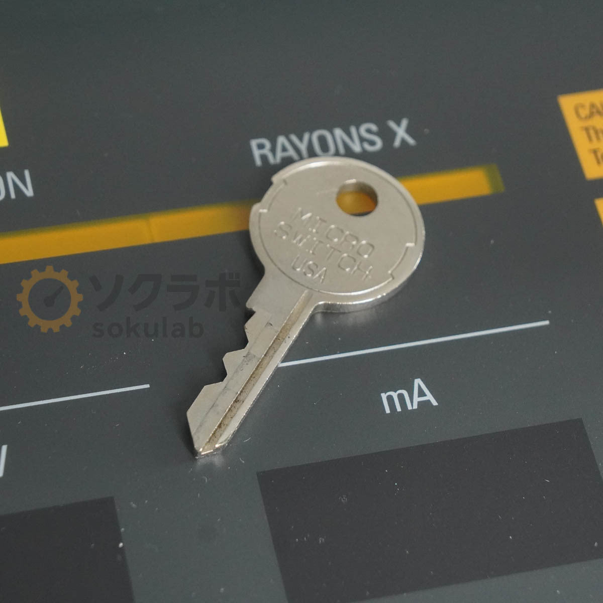 Malvern PANalytical PW4400/40 Axios Advanced XRF X-Ray Fluorescence Analyzer [l1215783149]