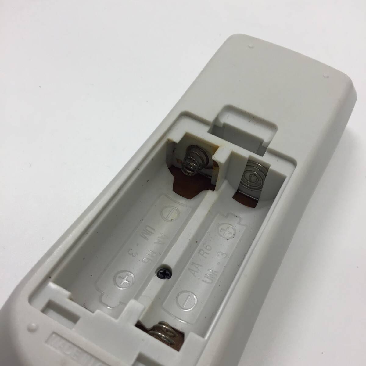 EPSON EB-2265U Projector WUXGA 1920x1200 5500lm with Remote 395H Usage [u1216525574]