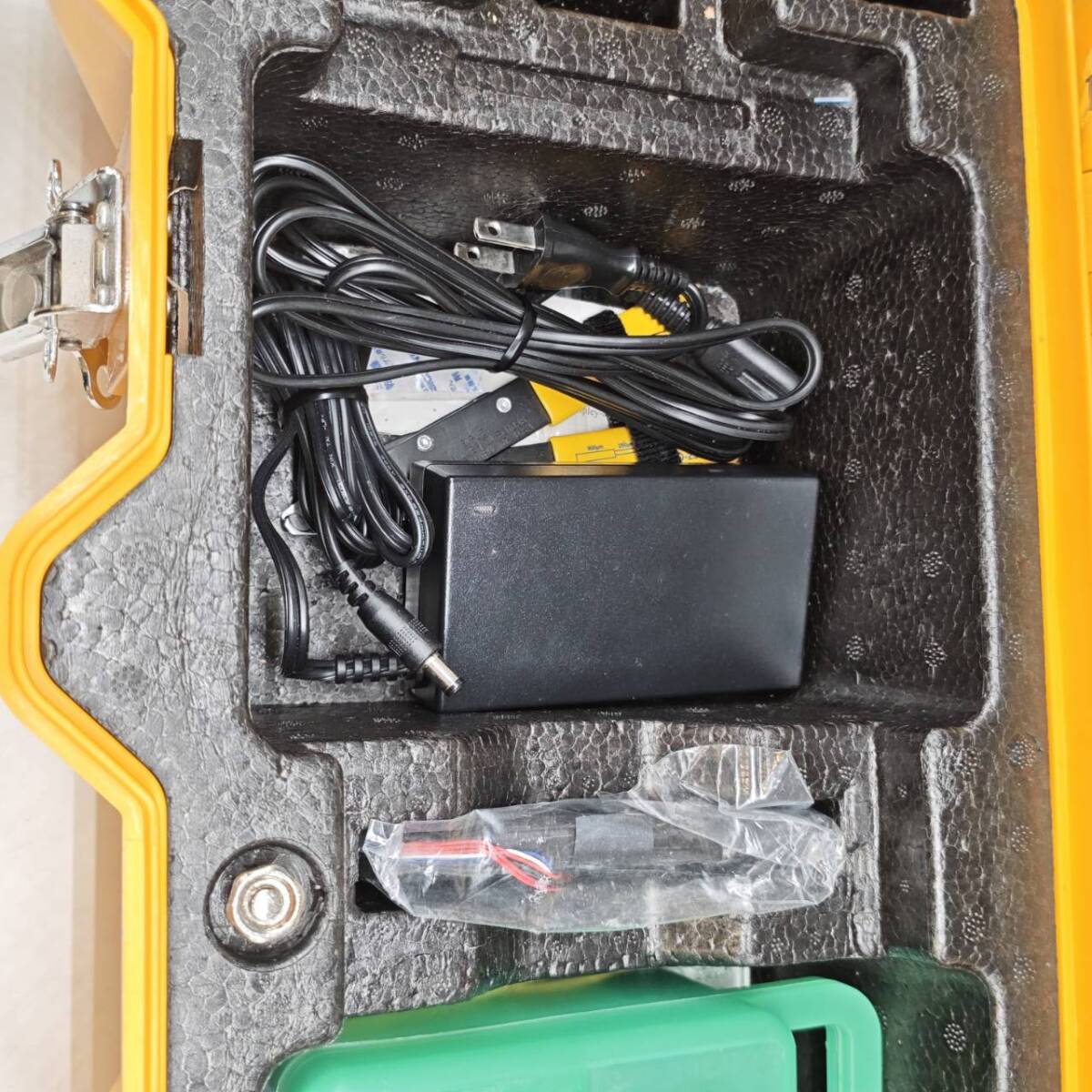 Fujikura 12R Optical Fiber Splicer Tool [w1216764016]