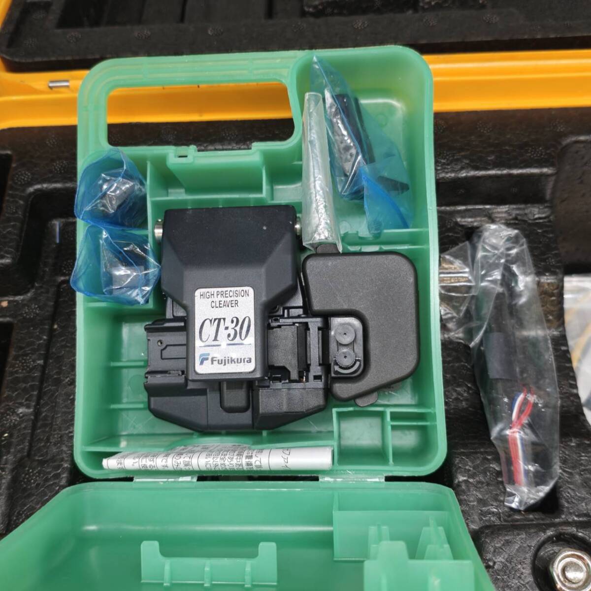 Fujikura 12R Optical Fiber Splicer Tool [w1216764016]