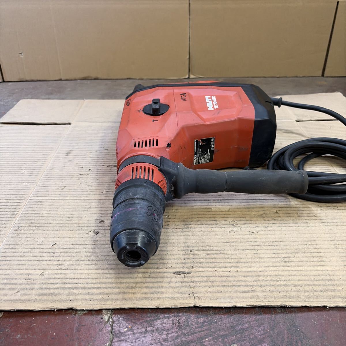 HILTI TE70-ATC/AVR Rotary Hammer Drill Electric Hammer [1216875283]