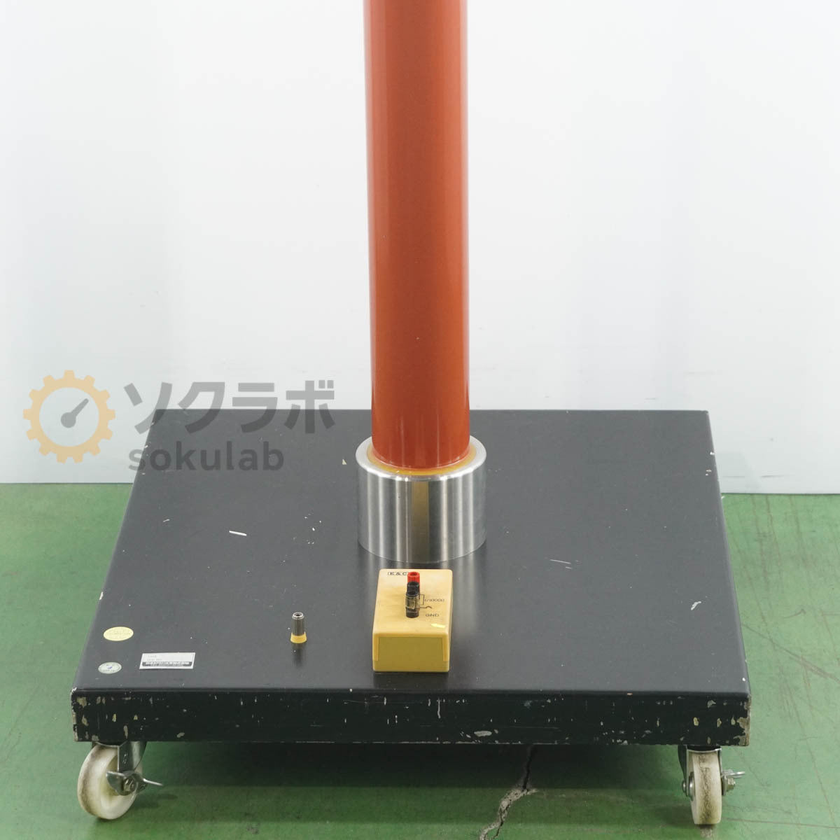 Nippon Hydrazine Industries DVI-200A High Voltage Divider [l1217243722]
