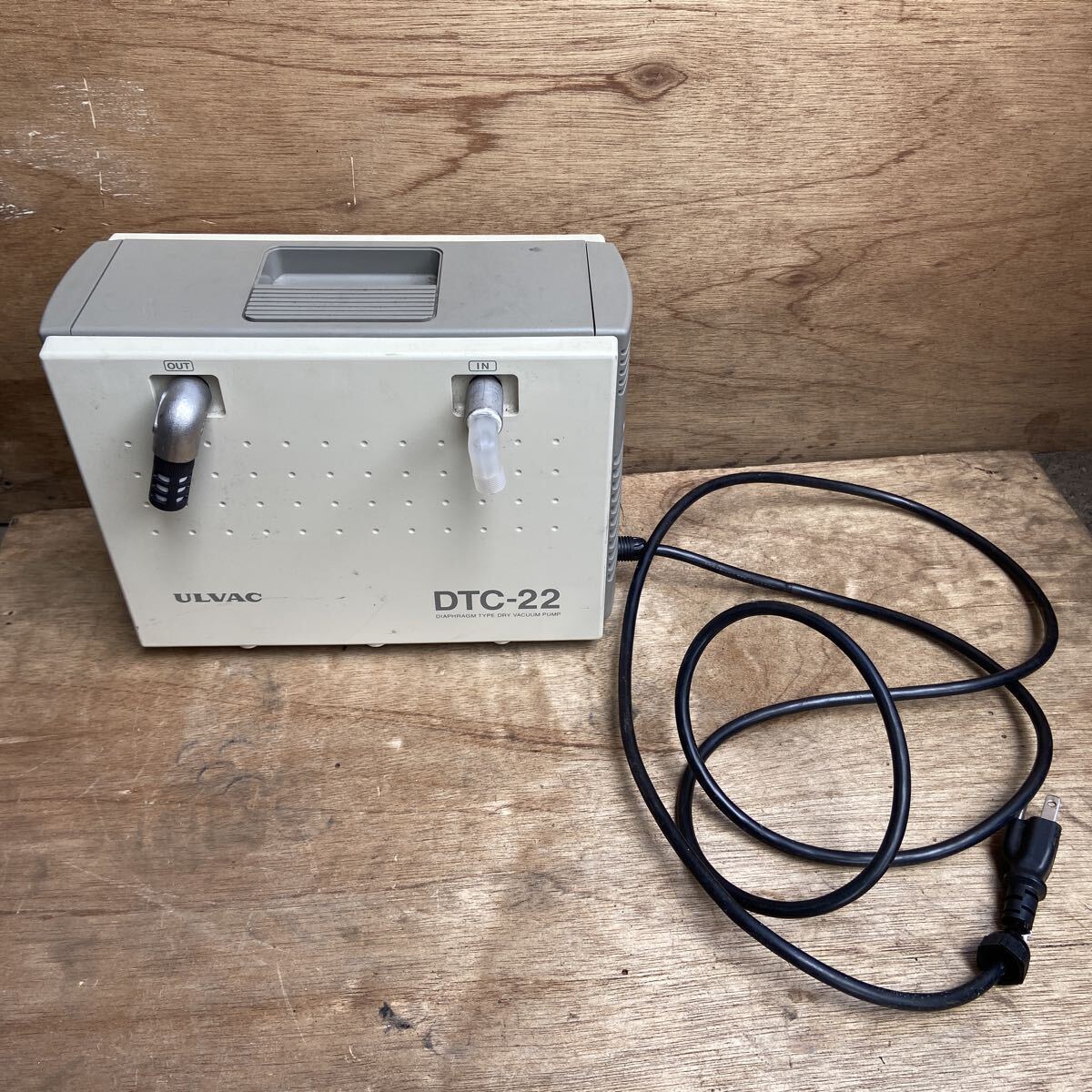 ULVAC DTC-22 Diaphragm Type Dry Vacuum Pump [o1217564753]