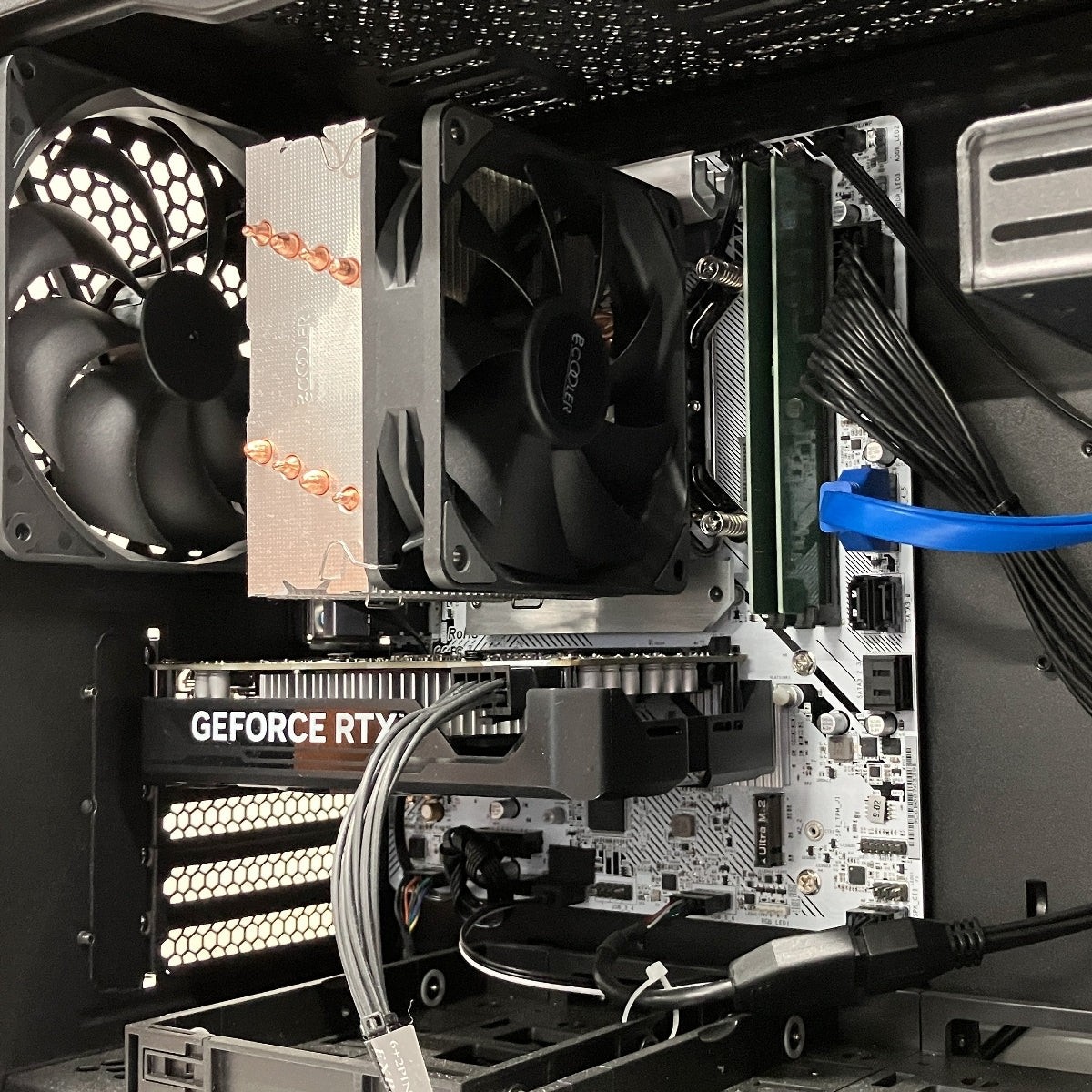 Thirdwave RM7C-R46 Desktop PC i7-14700F 16GB DDR5 1.0TB SSD NVIDIA GeForce RTX 4060 Windows 11 [m1217596568]